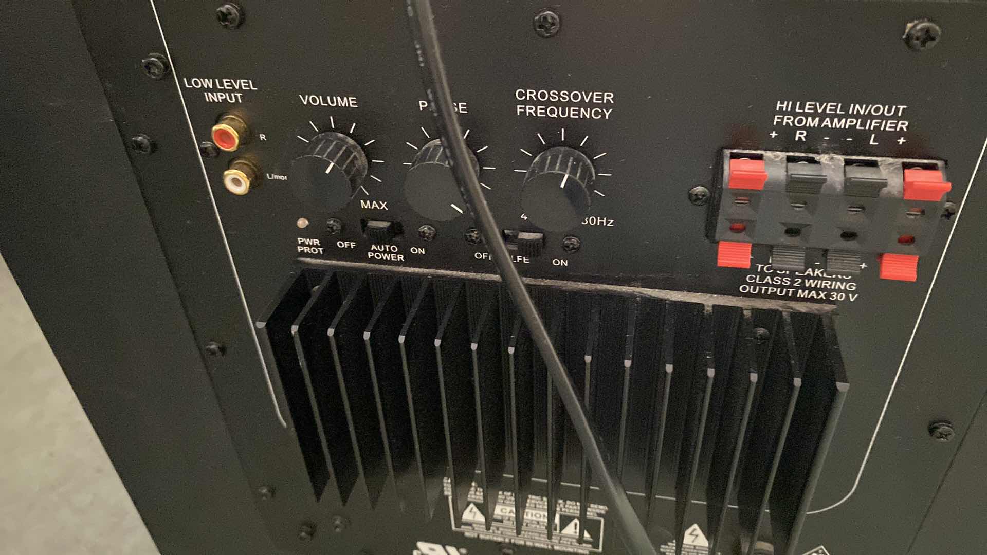 Photo 4 of KLH AMPLIFIED WOOFER 14 1/2“ x 14 1/2“ H 18“