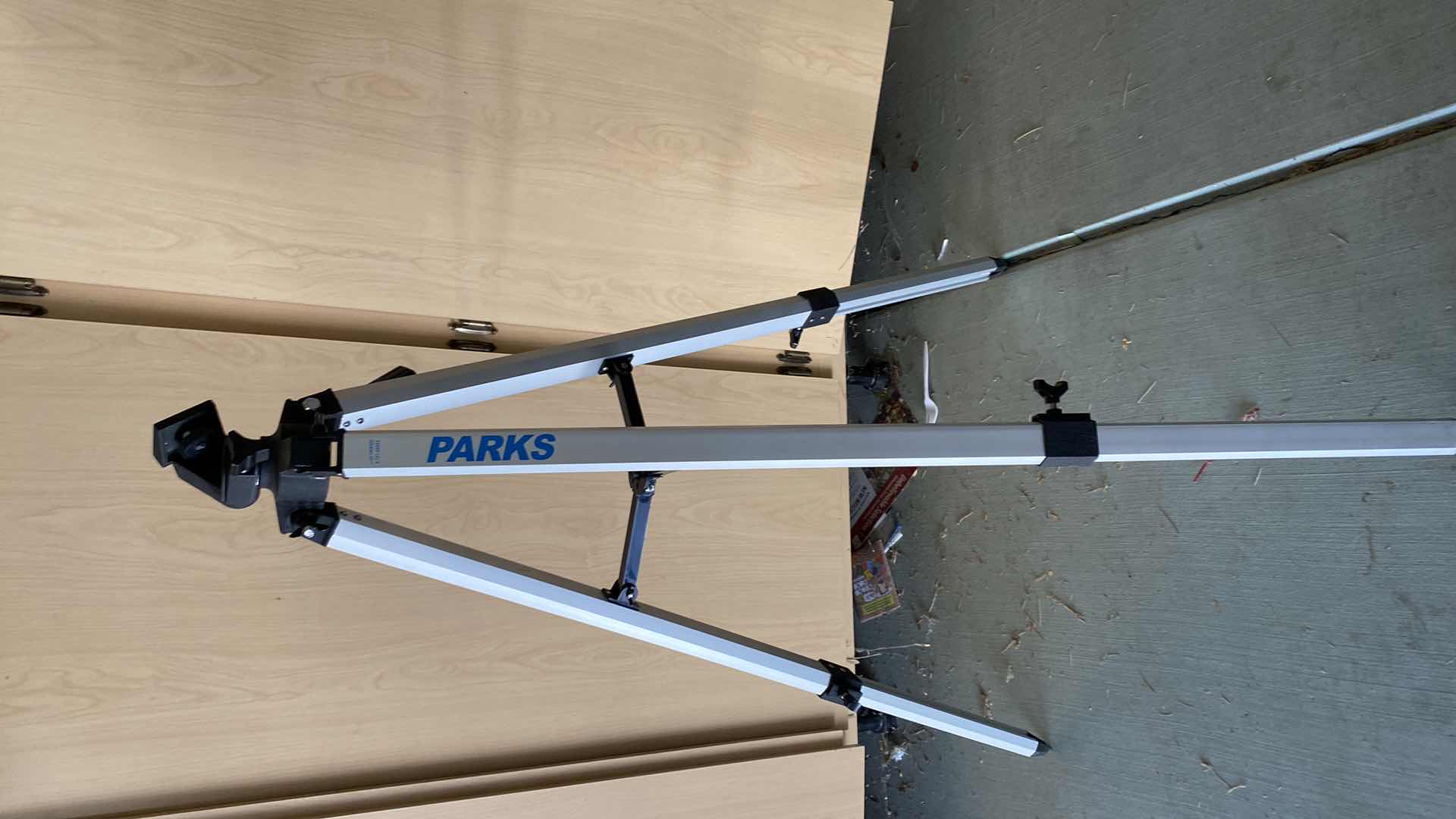 Photo 1 of PARKS J-90 TRIPOD 48”