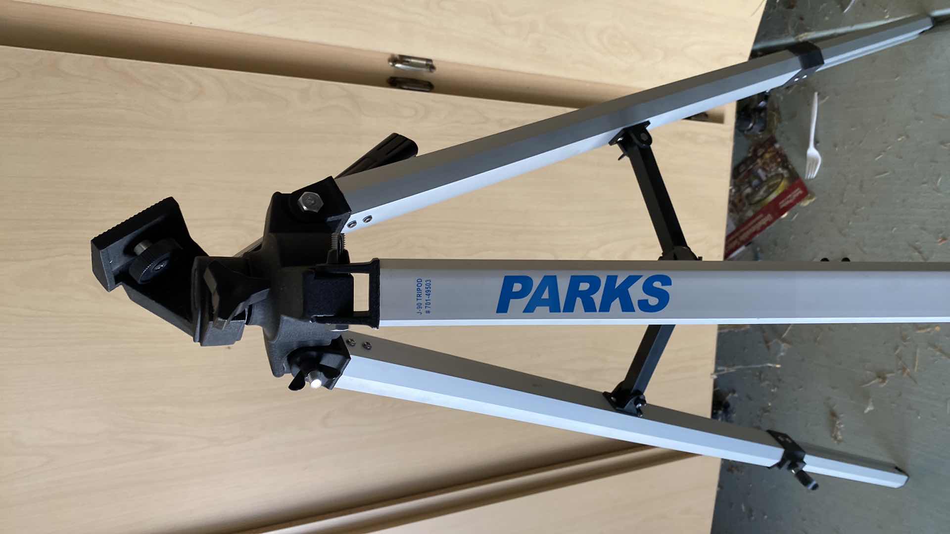 Photo 1 of PARKS J-90 TRIPOD 48”
