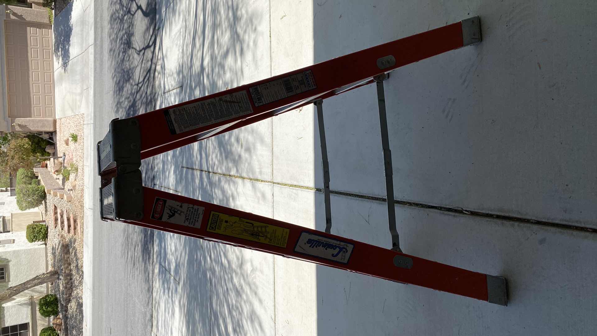 Photo 1 of LOUISVILLE 4’ LADDER