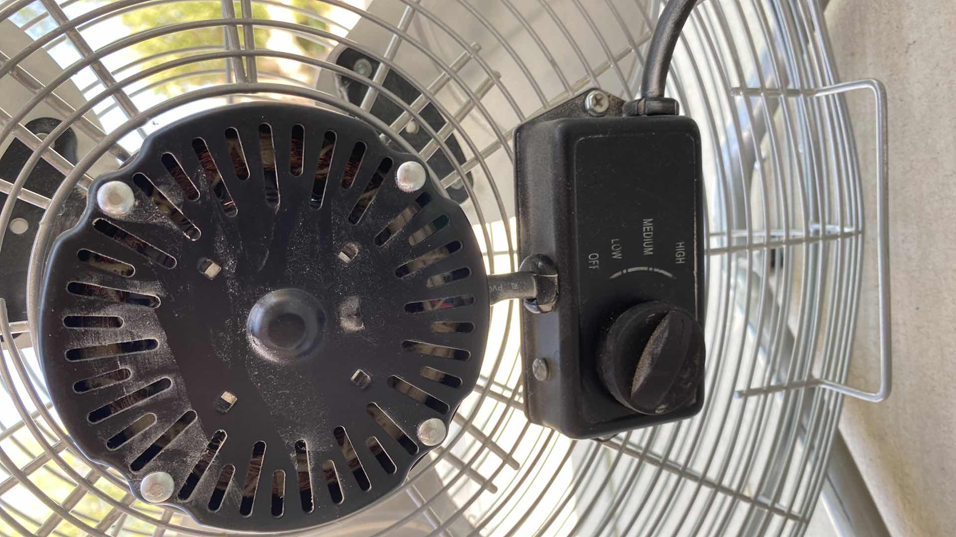 Photo 1 of FLOOR FAN 24”