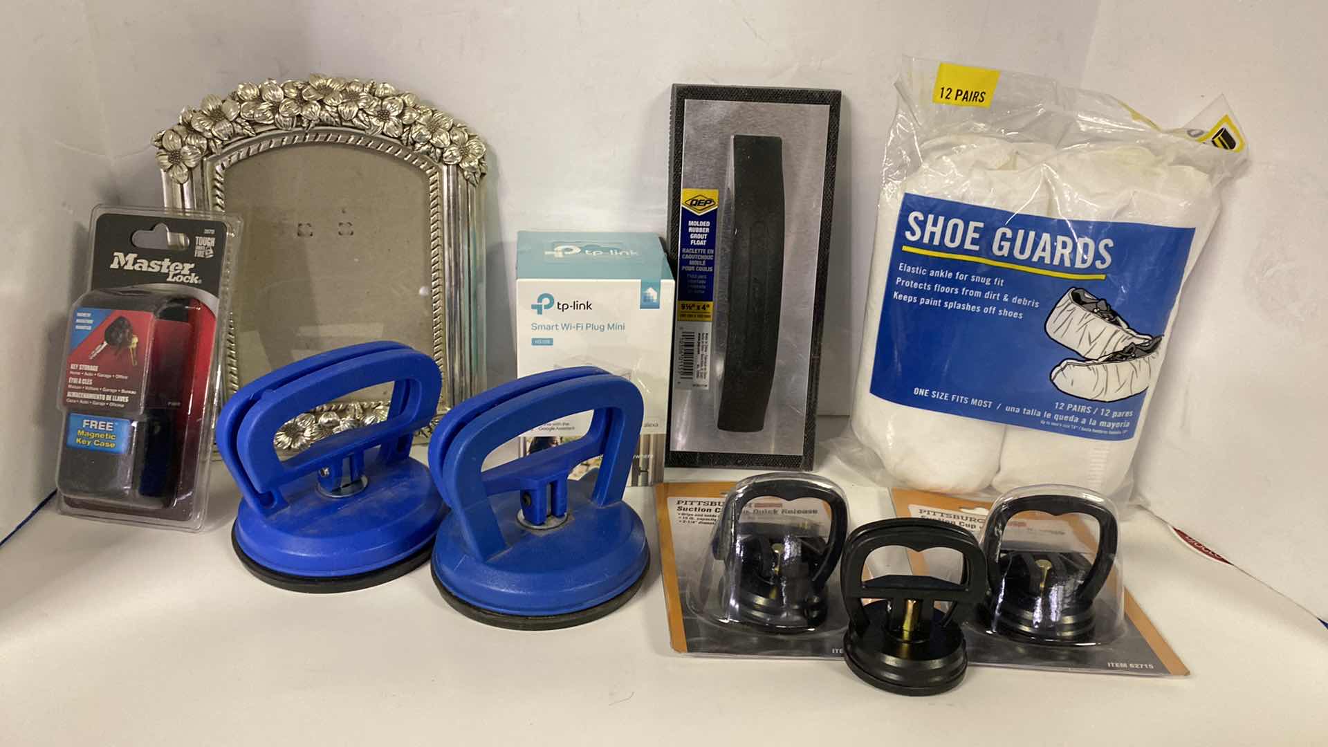 Photo 1 of ASSORTED HOUSEHOLD ITEMS