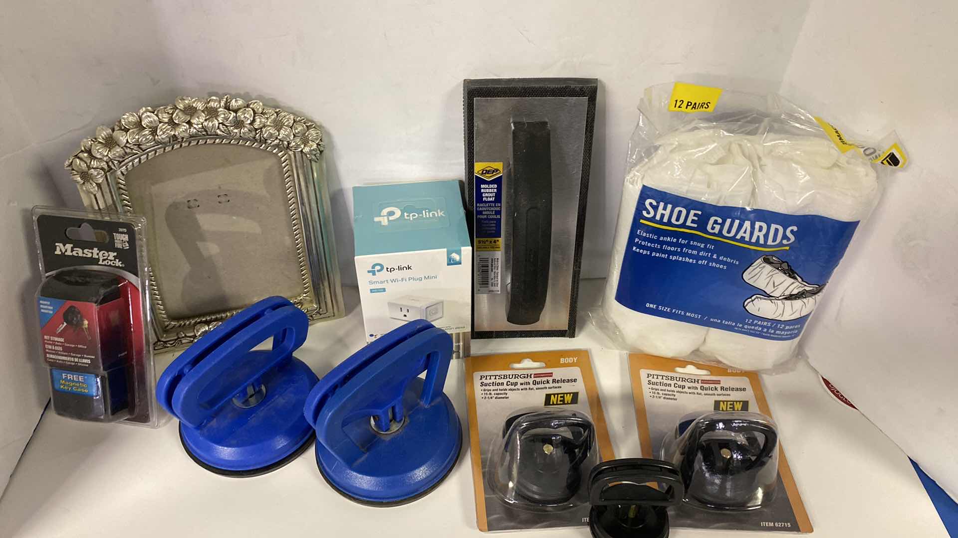 Photo 1 of ASSORTED HOUSEHOLD ITEMS