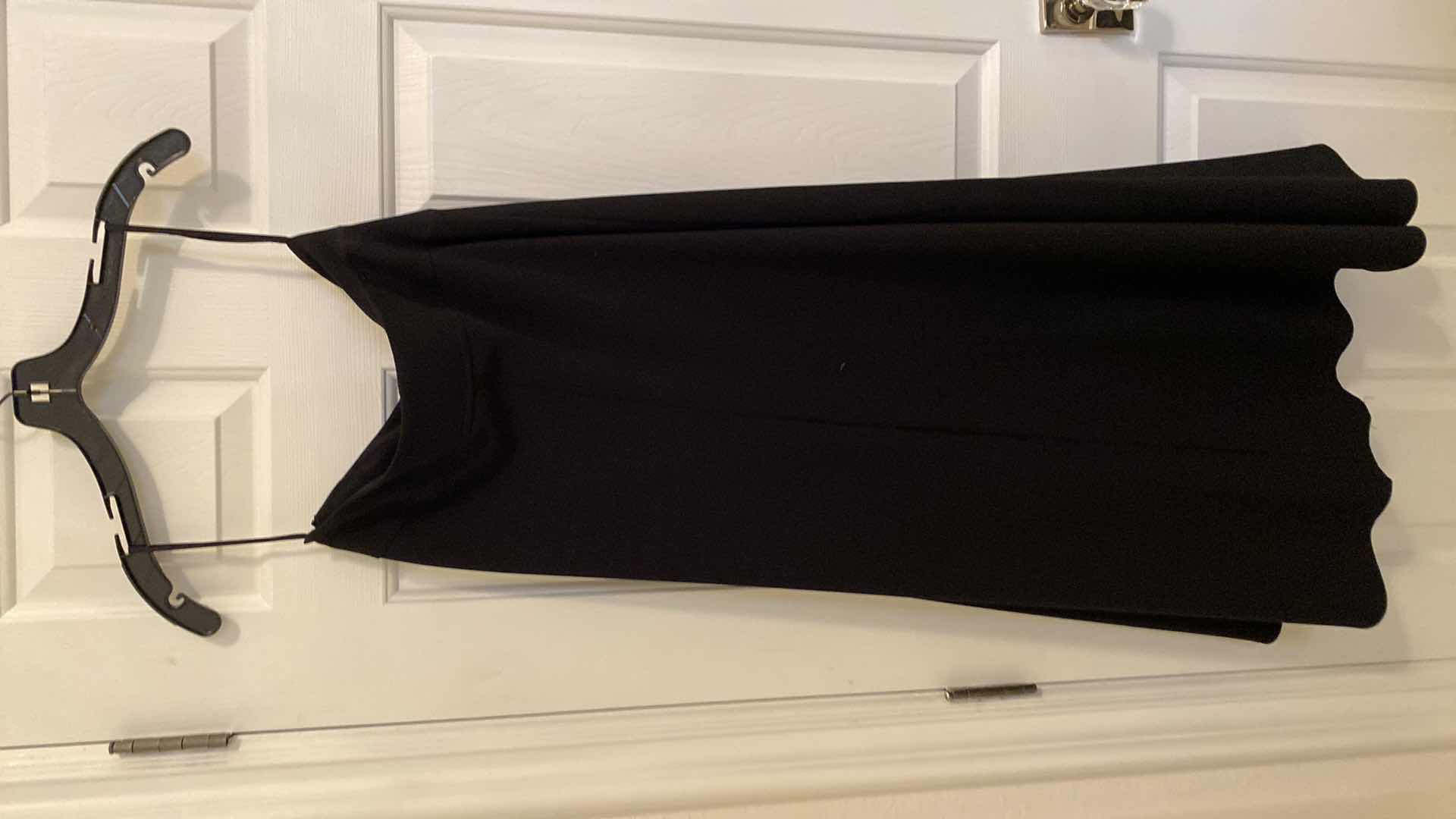 Photo 1 of WOMENS SIZE 10 or 12 JONES NEW YORK SKIRT