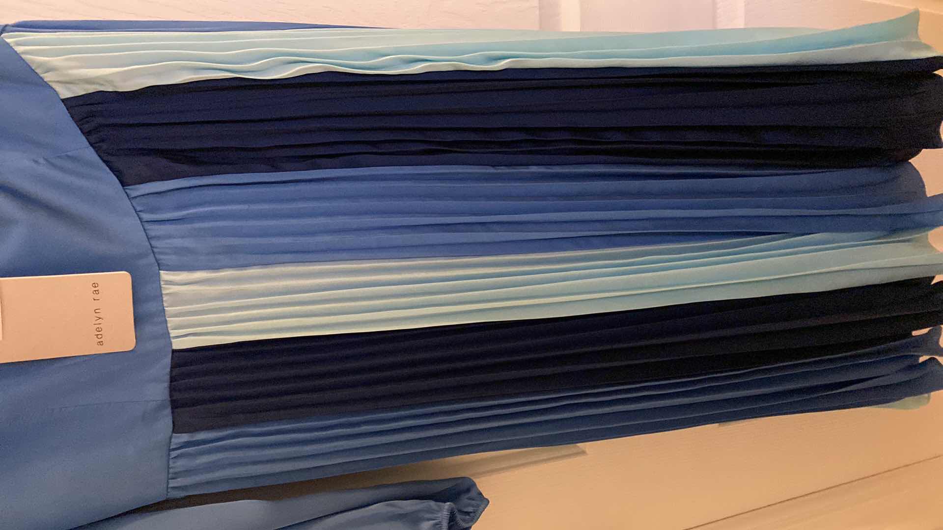 Photo 1 of WOMENS NWT SIZE SMALL ADELYN RAE BLUE PLEATED DRESS FROM DILLARDS