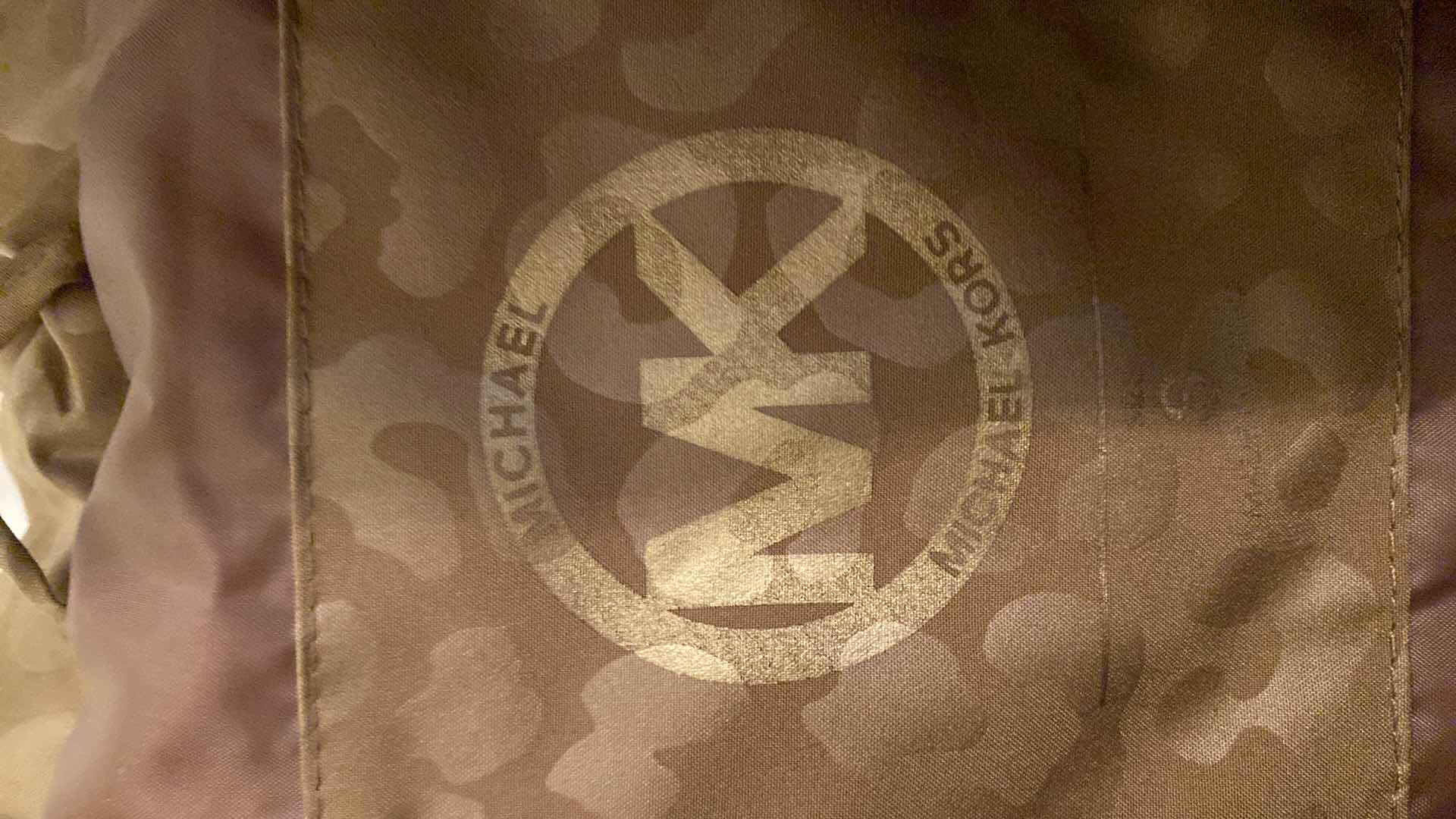 Photo 1 of WOMENS SIZE SMALL GOLD LEOPARD PRINT WITH SCUBA SIDES MICHAEL KORS VEST WITH REMOVEABLE HOOD, FITS LIKE A MEDIUM