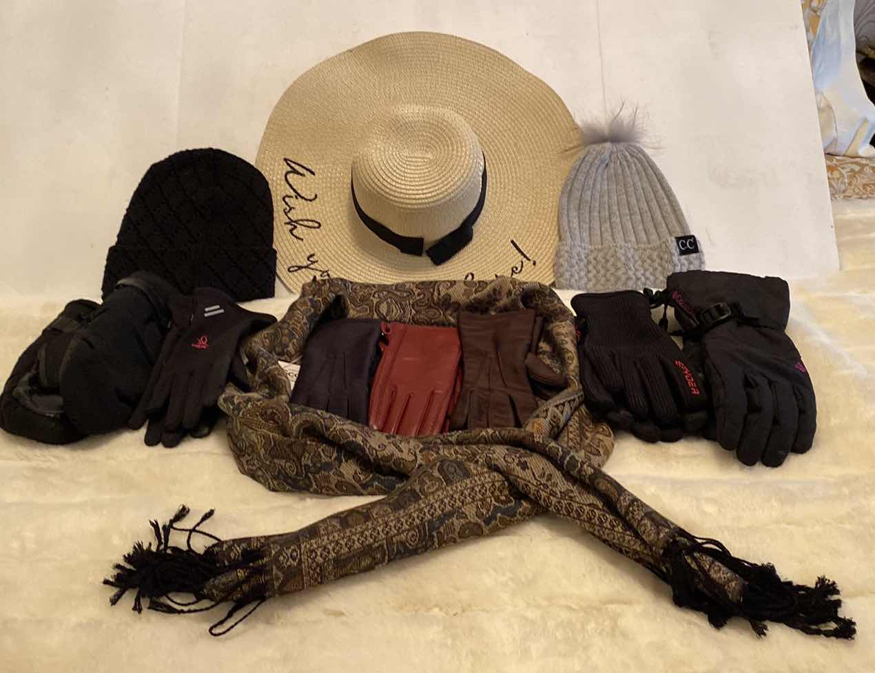 Photo 1 of HATS SCARF GLOVED SKI GLOVES AND MITTENS
