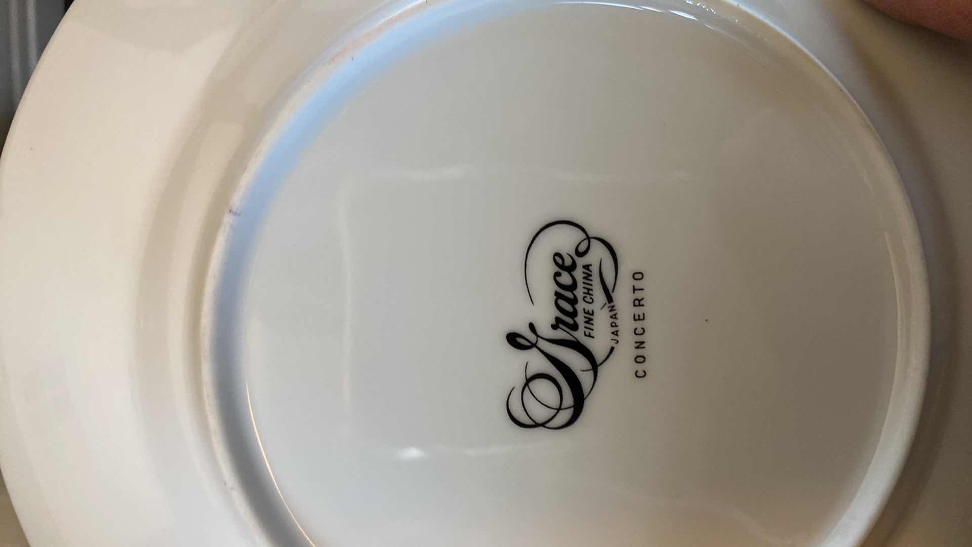 Photo 2 of 32PCS- CONCERTO GRACE FINE CHINA FROM JAPAN (SOME CHIPS ON CHINA)