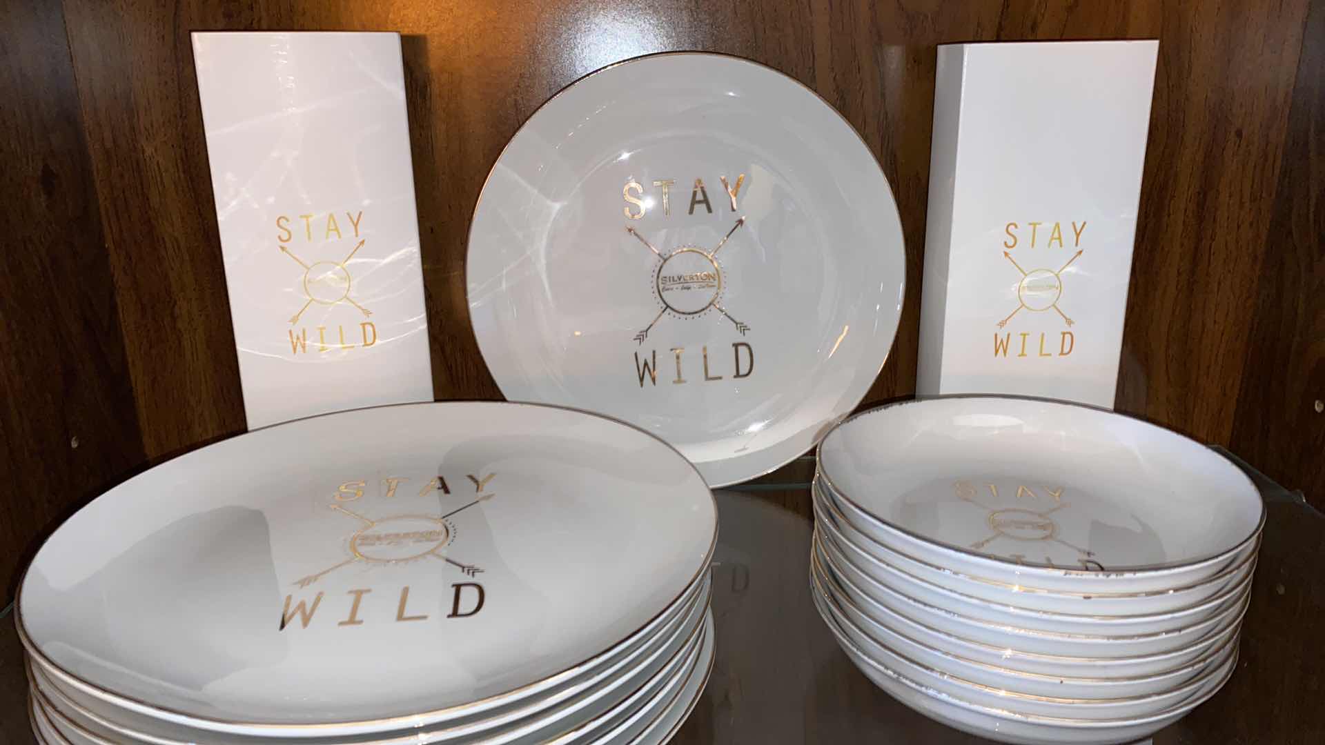 Photo 1 of 16PCS-STAY WILD FROM SILVERTON DISHES & 32PCS FOLD TONE SILVERWARE