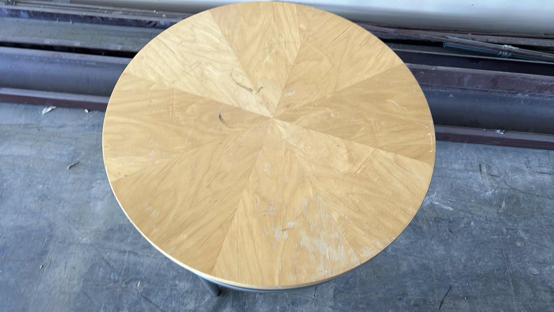 Photo 1 of METAL AND WOOD ACCENT TABLE  24” ROUND X H23”