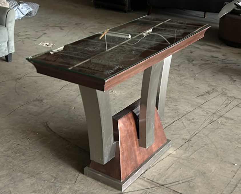 Photo 2 of MULTI MEDIA ENTRY TABLE 4‘ x 20“ x 34“