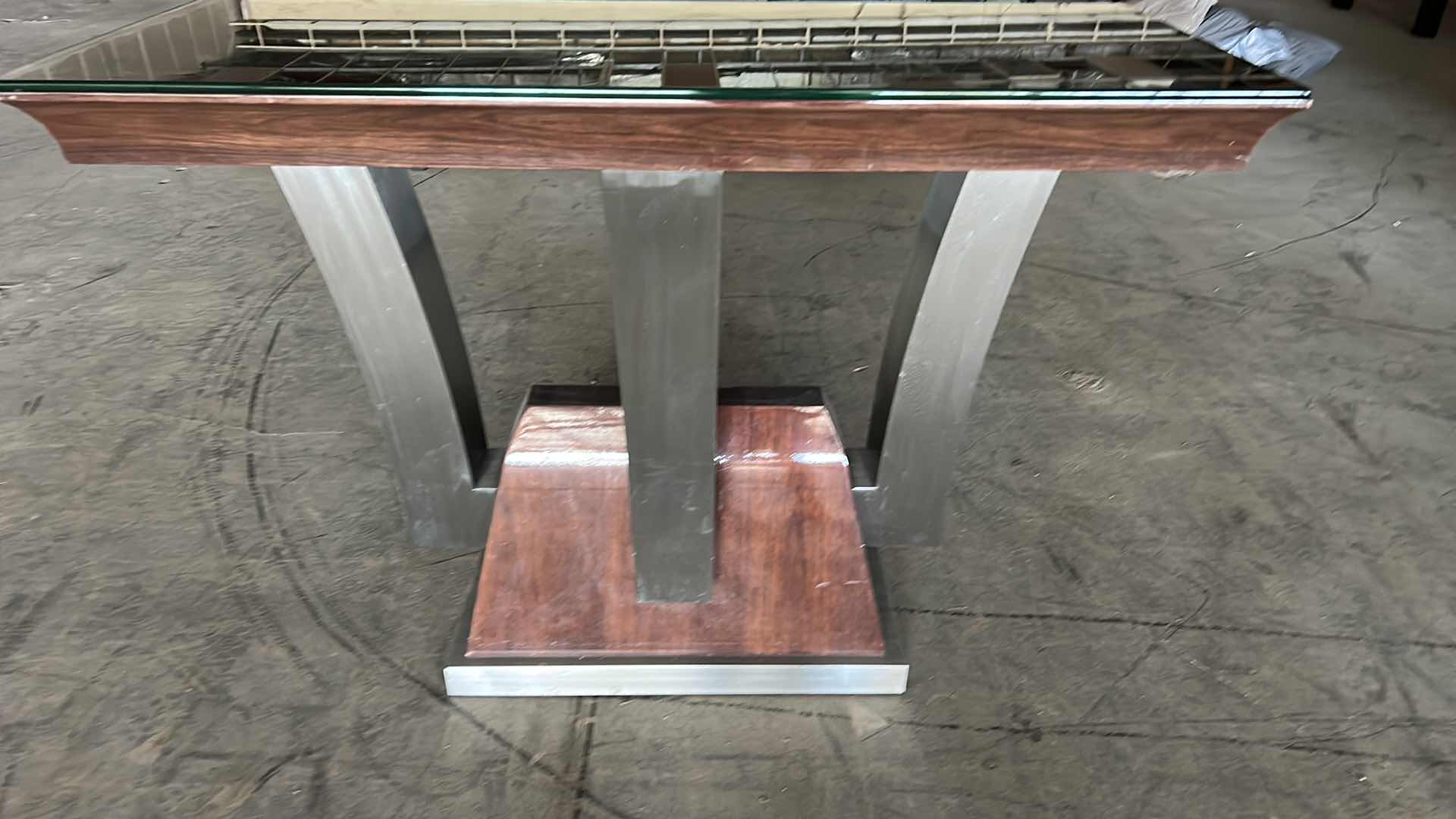 Photo 3 of MULTI MEDIA ENTRY TABLE 4‘ x 20“ x 34“