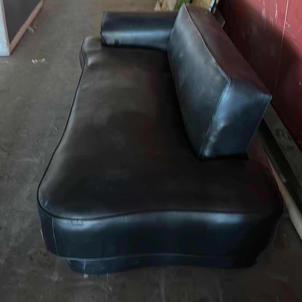 Photo 1 of 7.5’ SOFA