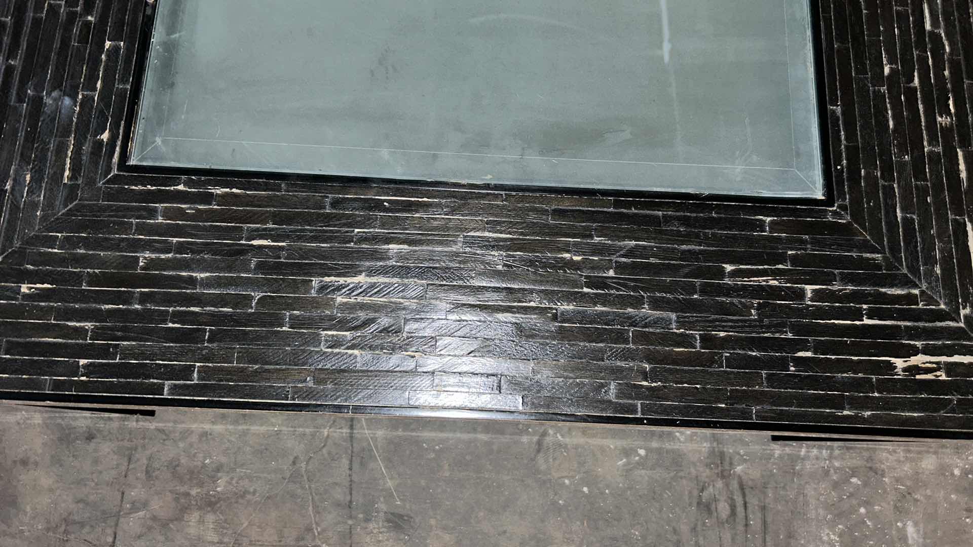 Photo 4 of COCKTAIL TABLE WITH GLASS INSERT 40” x 16”