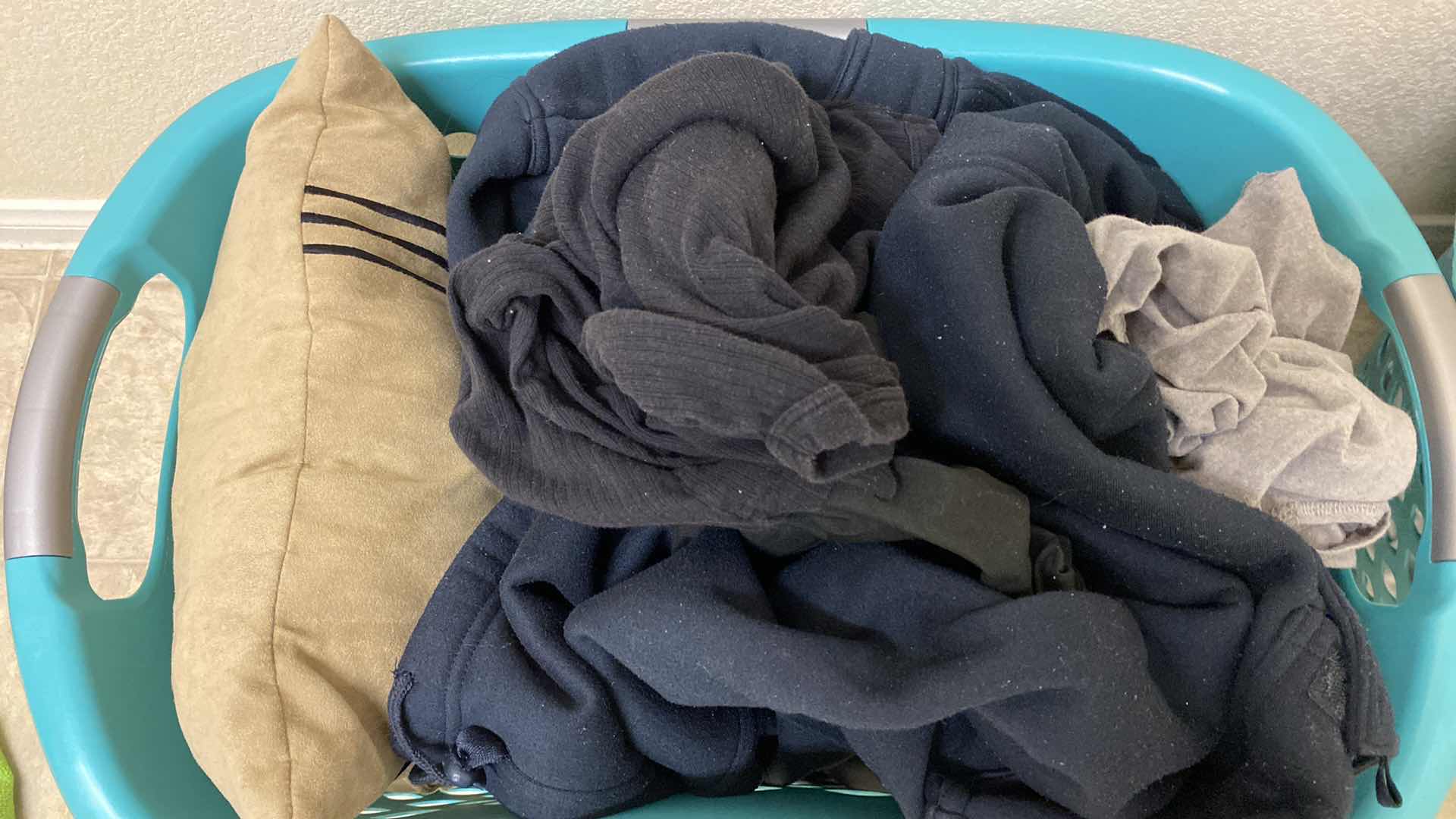 Photo 1 of LAUNDRY BASKETS WITH ASSORTED CLOTHING TOWELS AND MORE