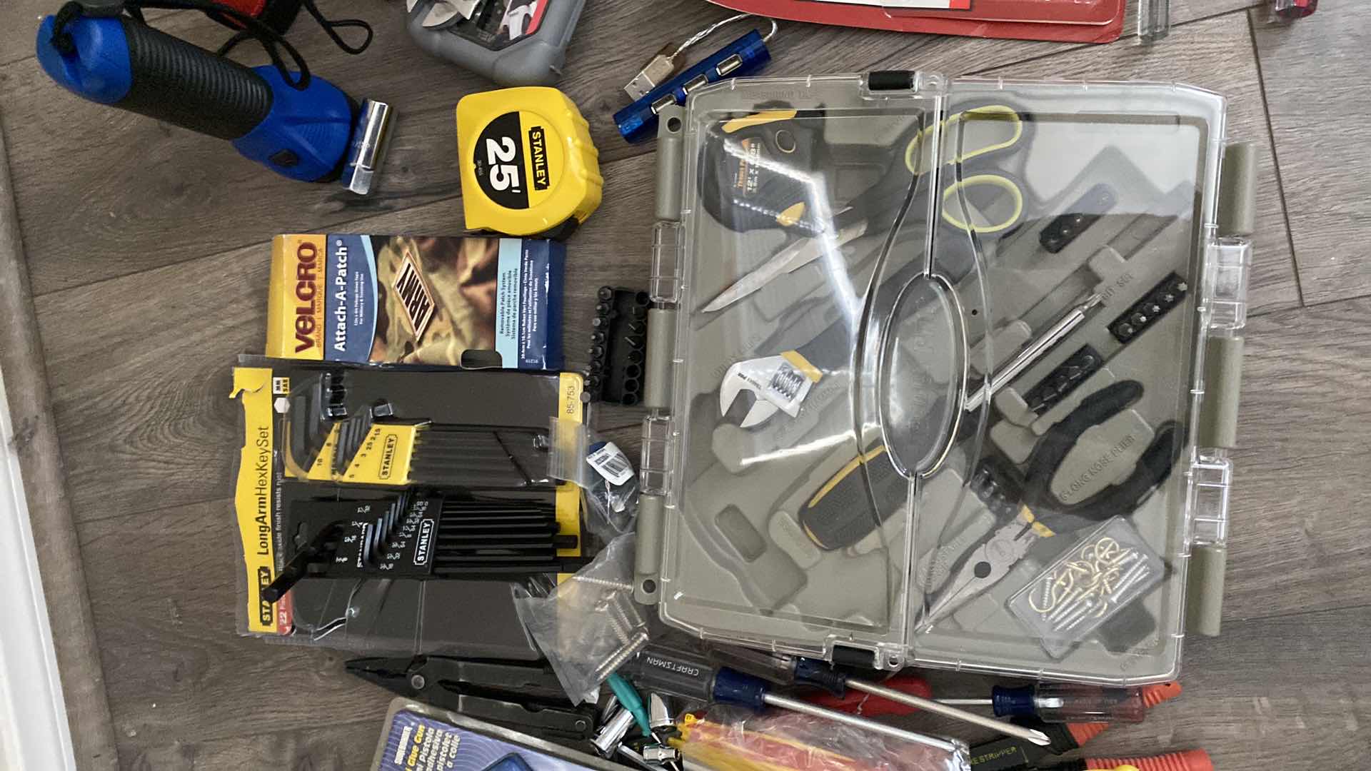 Photo 1 of ASSORTED TOOLS / BRING BOX