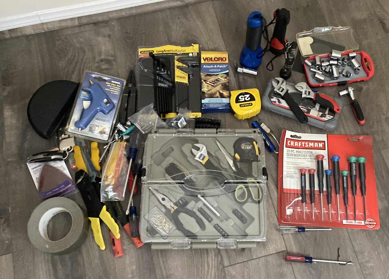 Photo 1 of ASSORTED TOOLS / BRING BOX