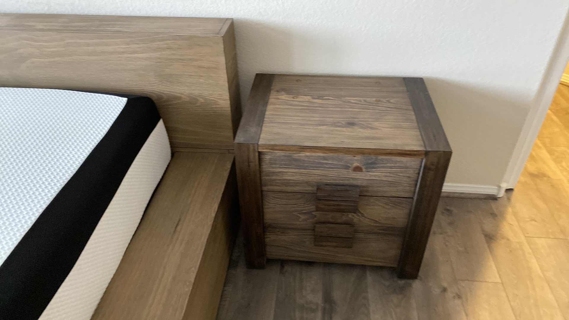 Photo 1 of MODERN WOOD LAMINATE BEDFRAME KING 95“ x 97“ H 30” WITH 2 NIGHT STANDS 24” x 22” H 22” - MATTRESS SOLD SEPARATELY