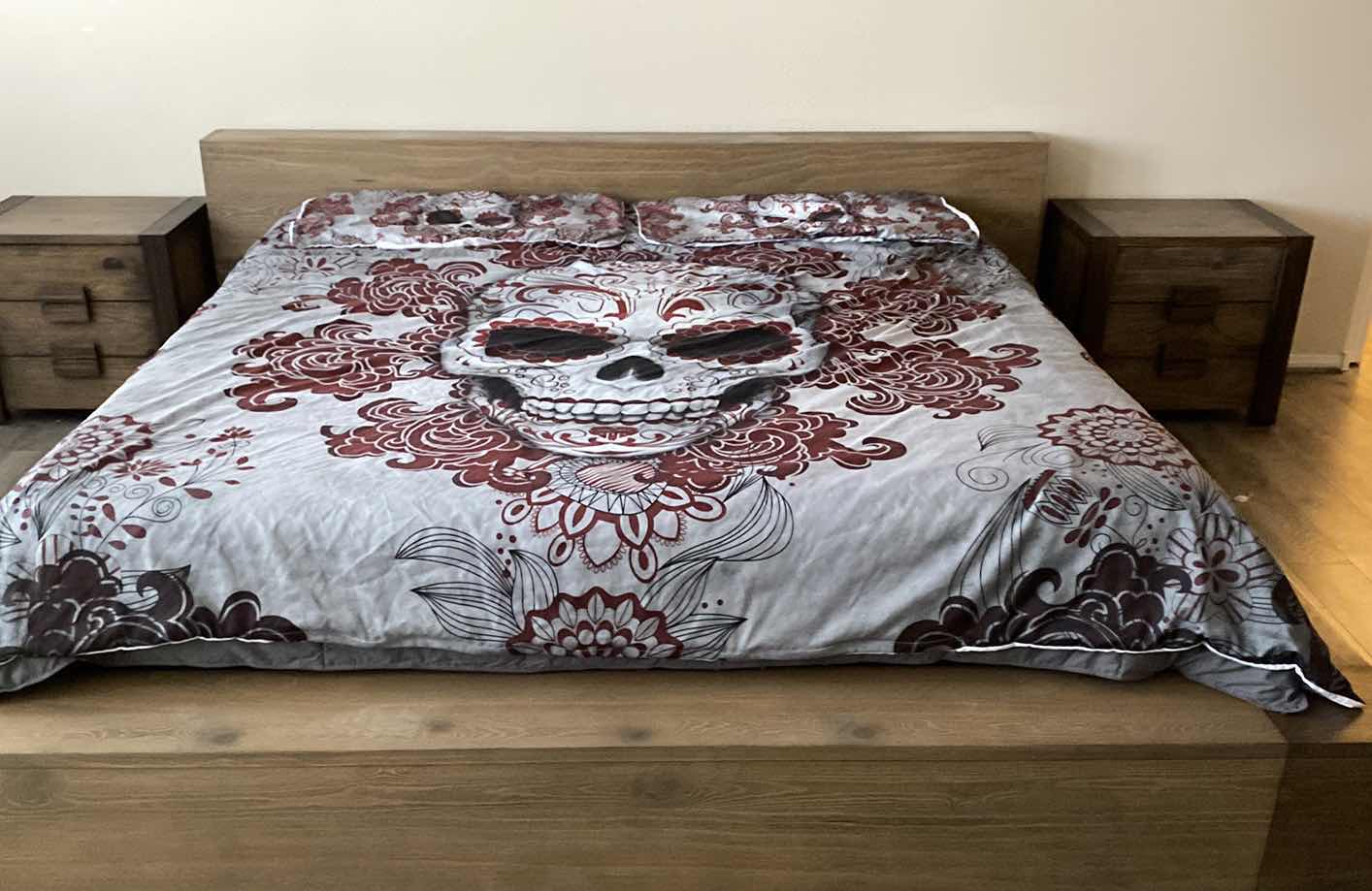 Photo 1 of KING SIZE DUVET COVER WITH SHAMS AND GRAY LIGHTWEIGHT BLANKET