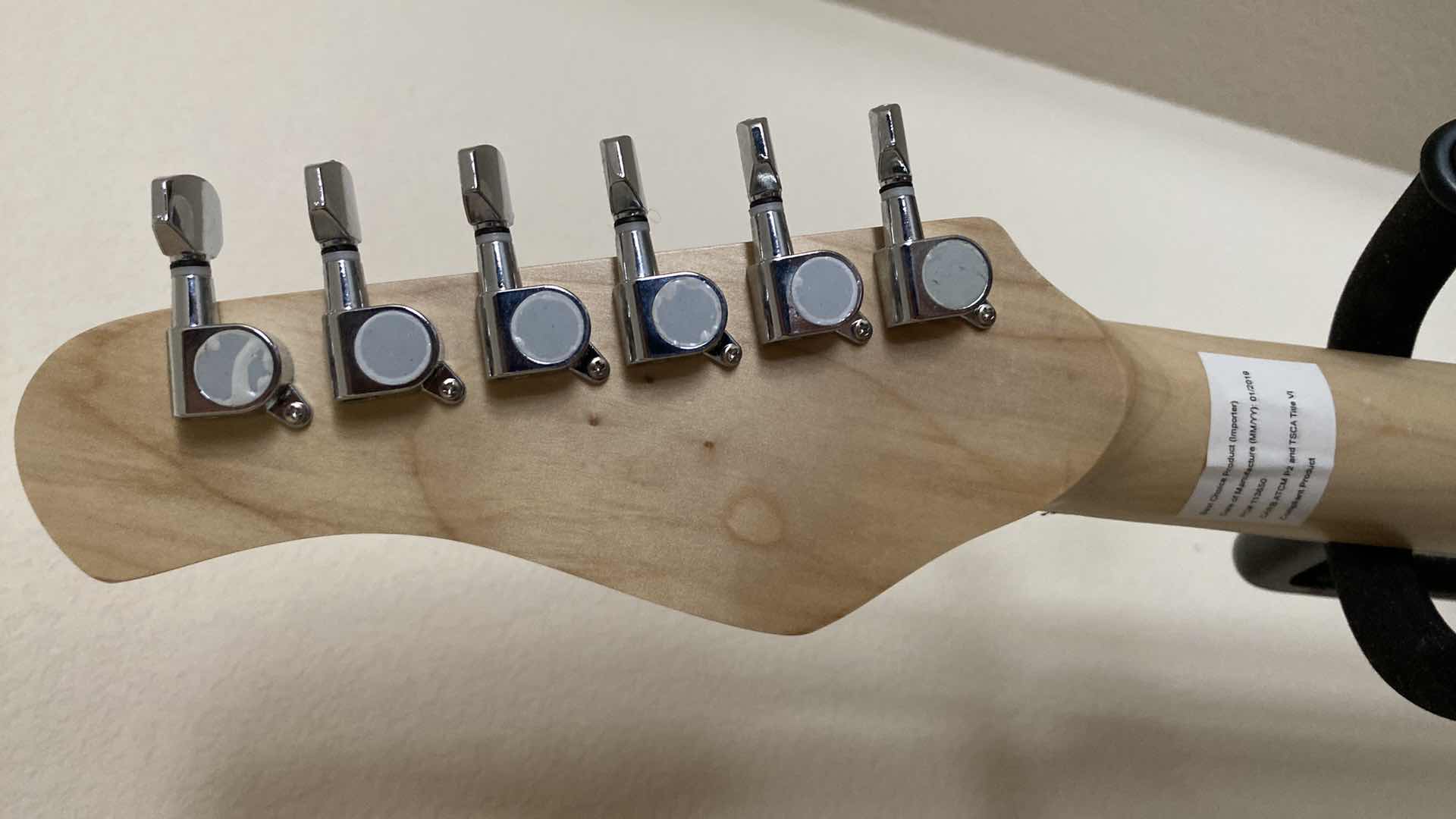 Photo 1 of 6 STRING GUITAR WITH STAND AND AMPLIFIER