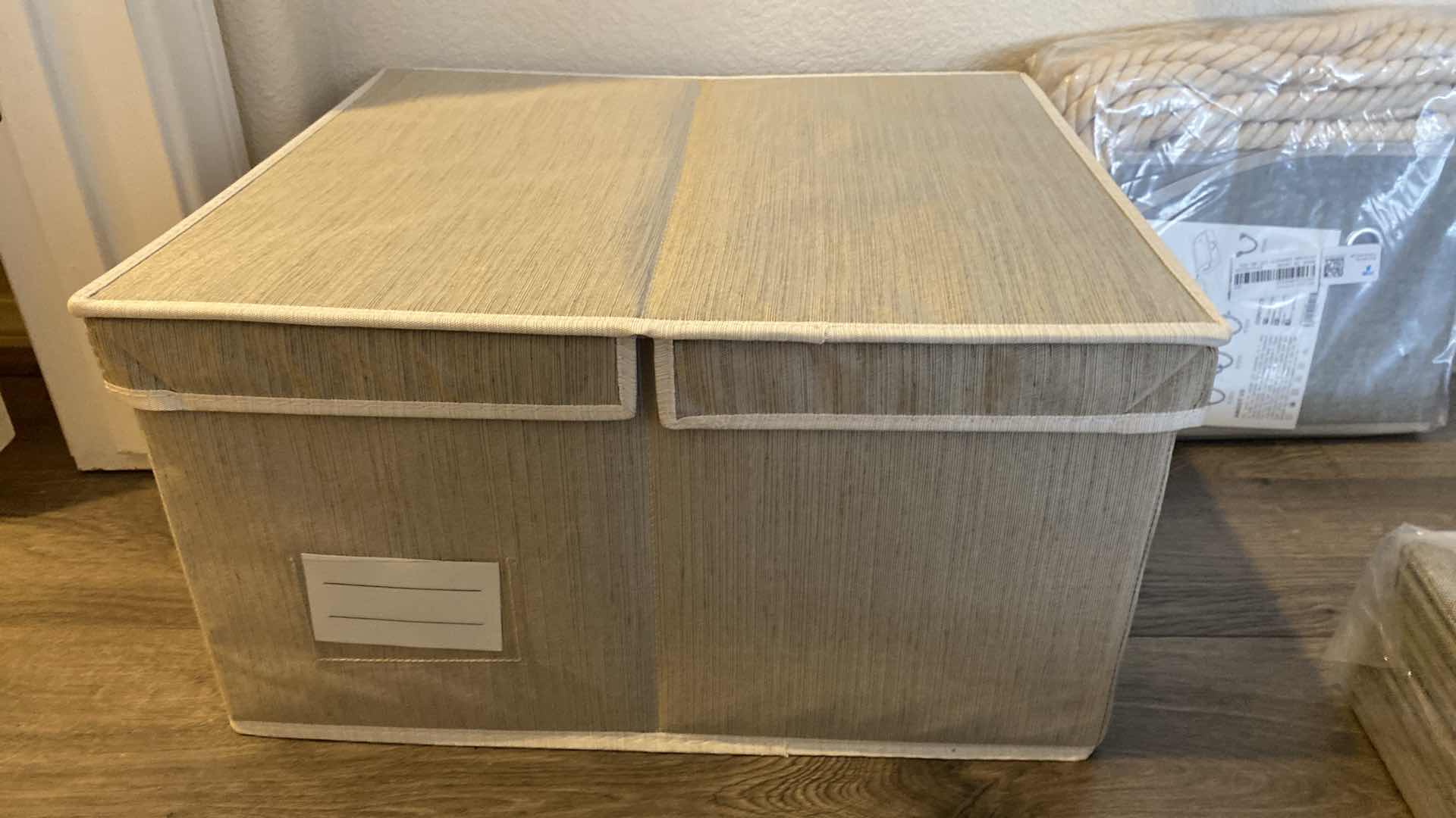 Photo 1 of 1 COLLAPSABLE STORAGE BOX AND 6 BINS NO LIDS