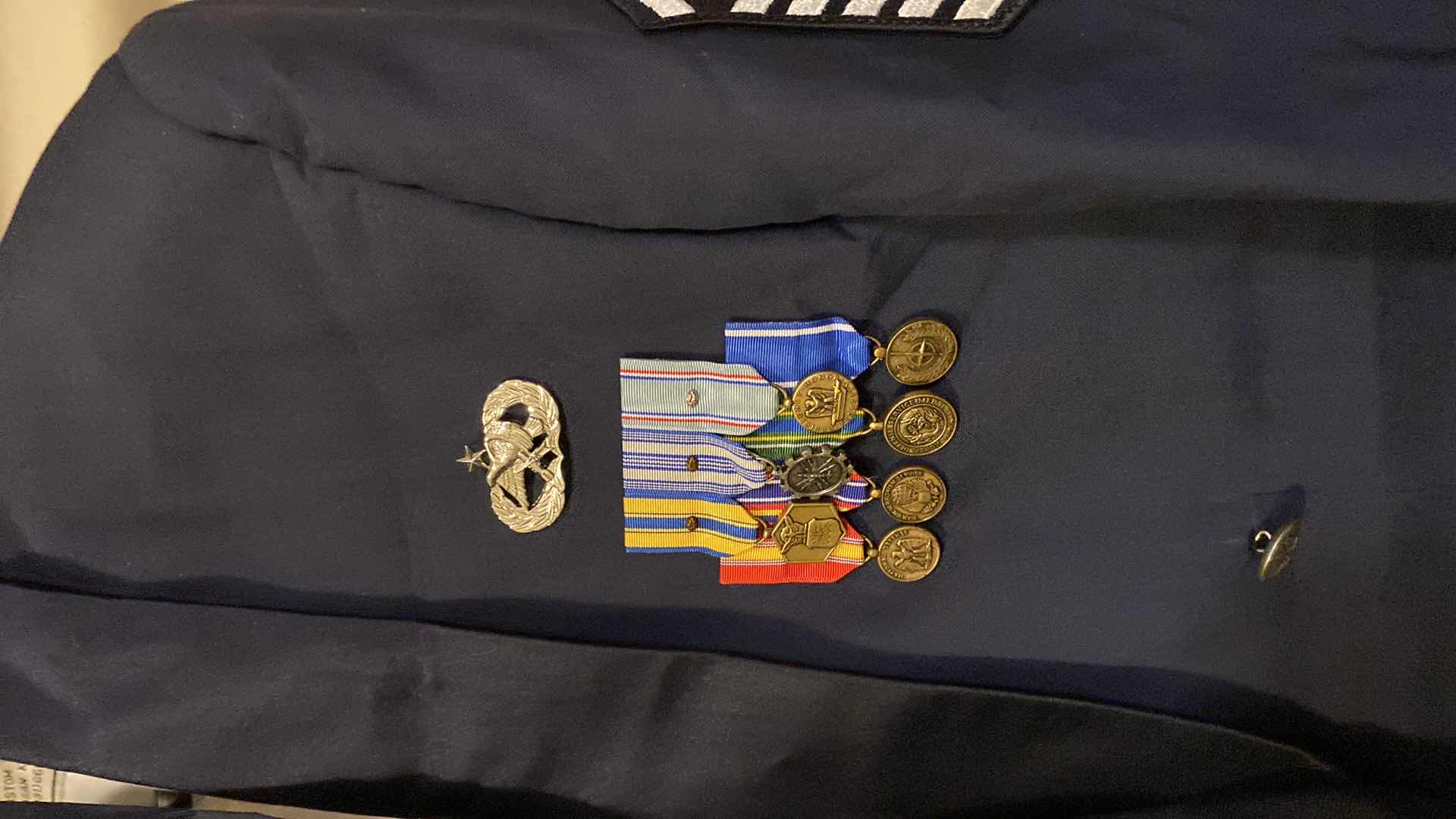 Photo 3 of CUSTOM AIR FORCE DRESS UNIFORM SIZE ESTIMATED LARGE