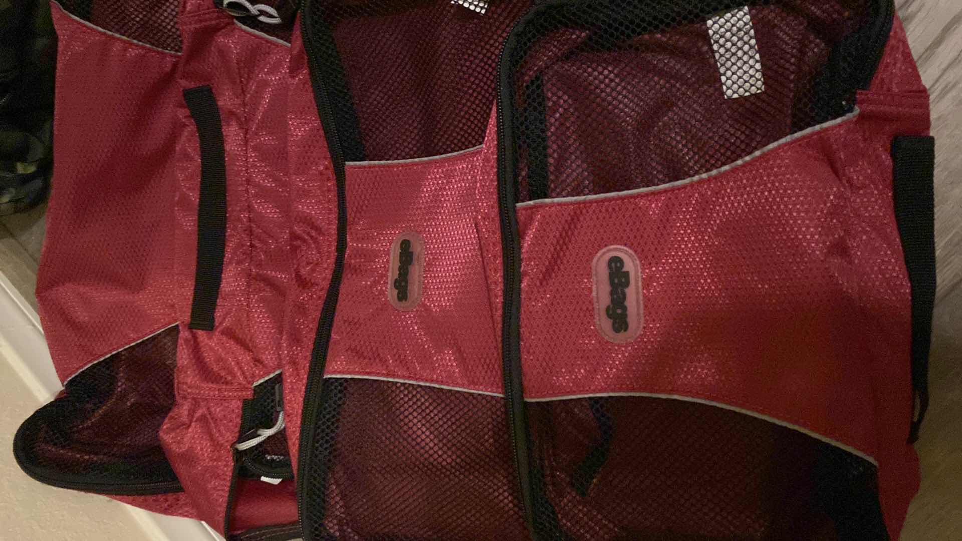 Photo 1 of CAMO BRIEF BAG AND EBAGS PACKING CUBES