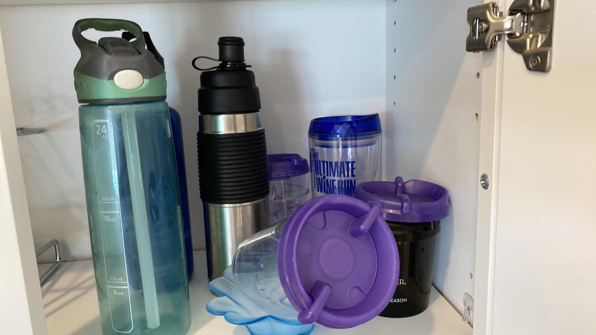 Photo 1 of CONTENTS OF KITCHEN CABINET ASSORTMENT