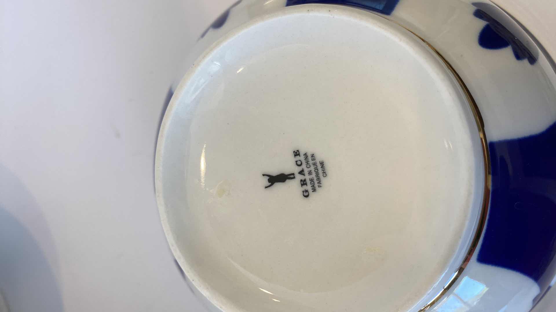 Photo 4 of CONTENTS OF KITCHEN CABINET - 4 GOLD RIMMED GRACE CEREAL BOWLS