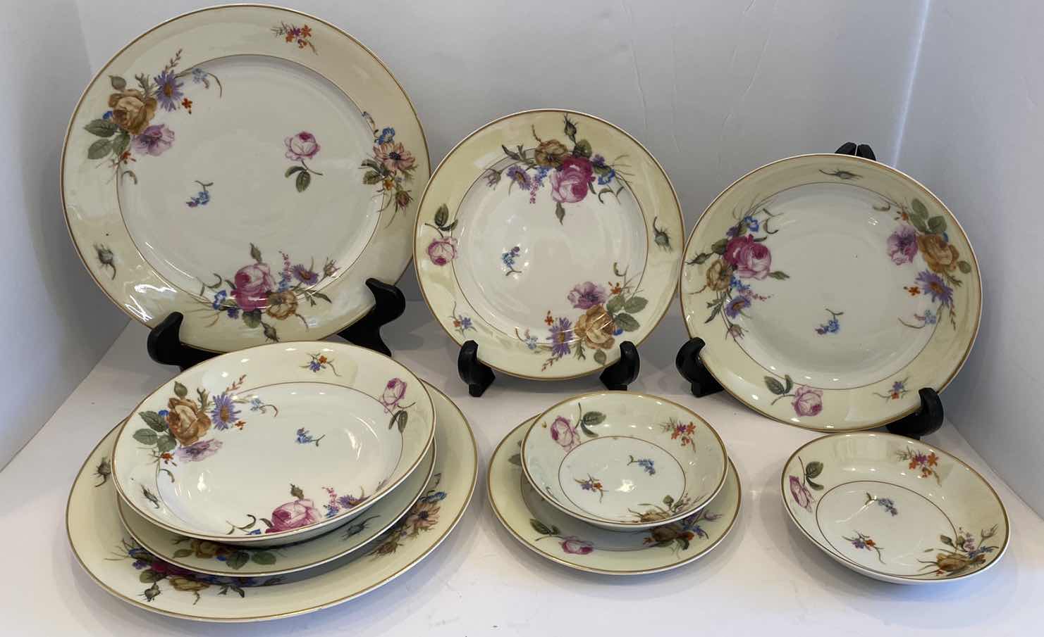 Photo 1 of 9 PIECES HAVILAND PORCELAIN LIMOGES FRANCE