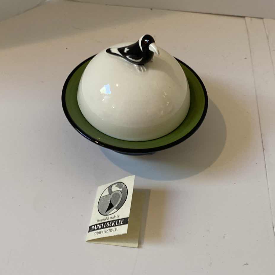 Photo 1 of CERAMIC TRINKET DISH SIGNED BY AUSTRALIAN ARTIST BARBI LOCK LEE