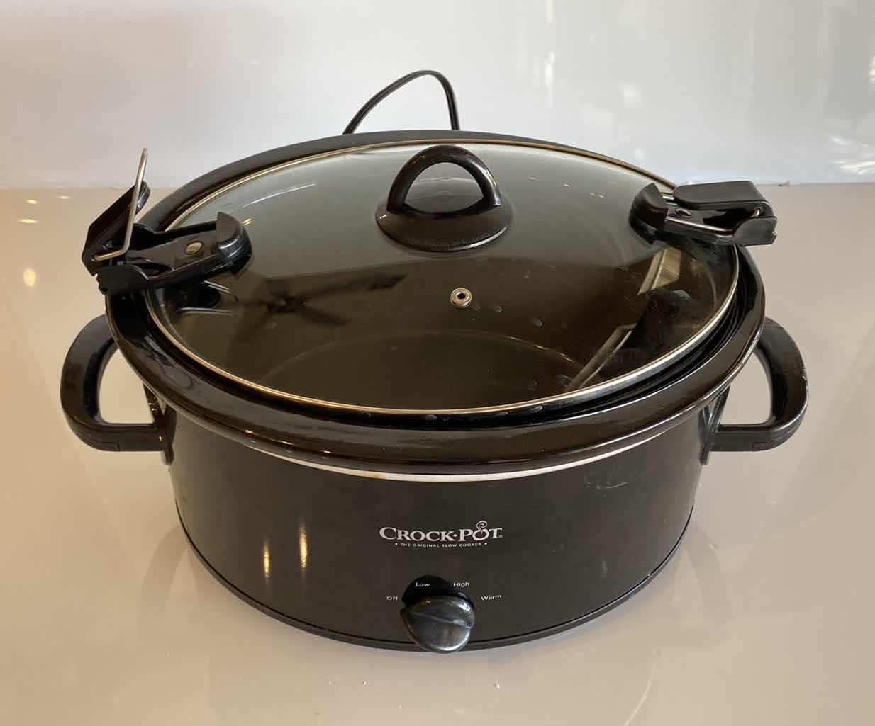 Photo 1 of CROCK POT