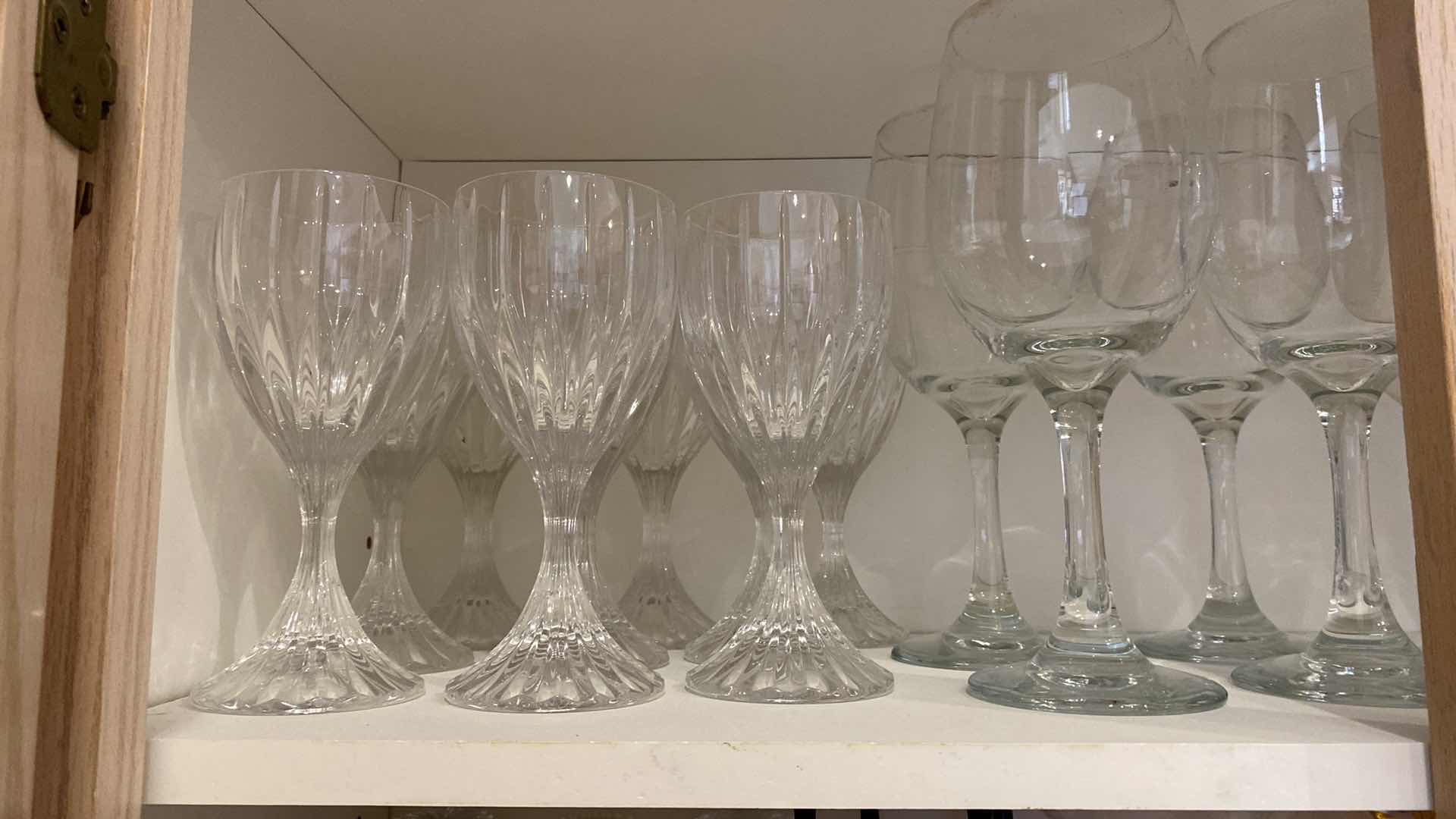 Photo 1 of CONTENTS OF KITCHEN CABINET GLASSWARE