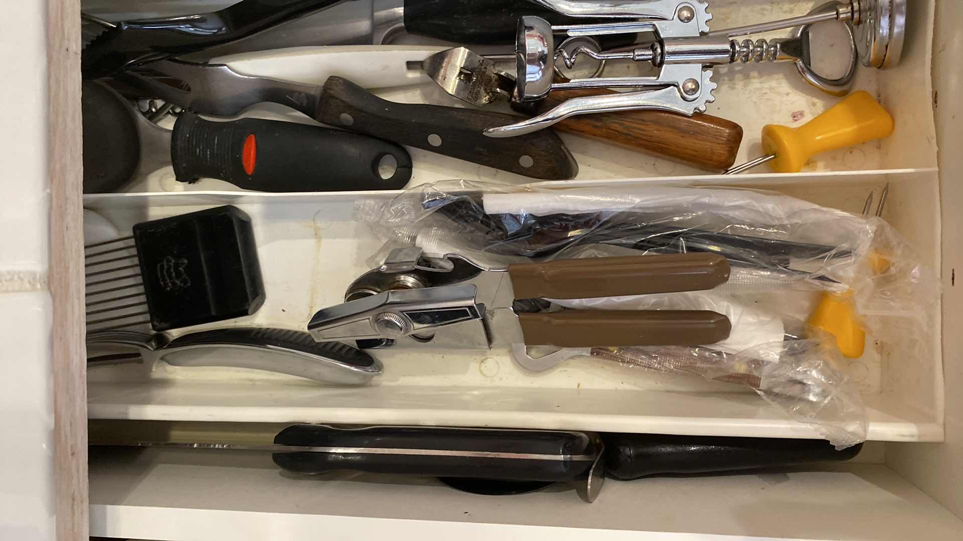 Photo 3 of CONTENTS OF KITCHEN TWO DRAWERS