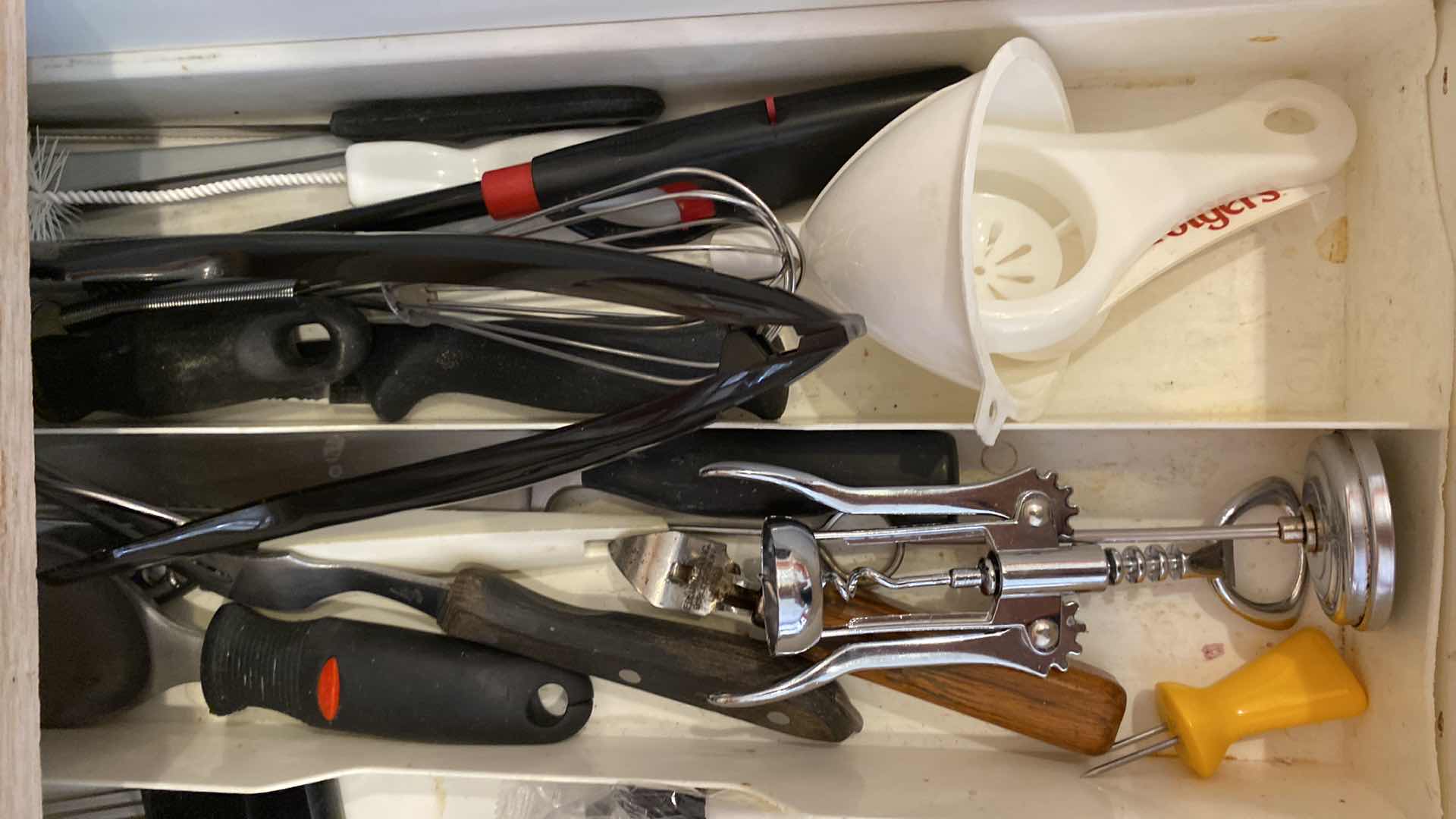 Photo 4 of CONTENTS OF KITCHEN TWO DRAWERS