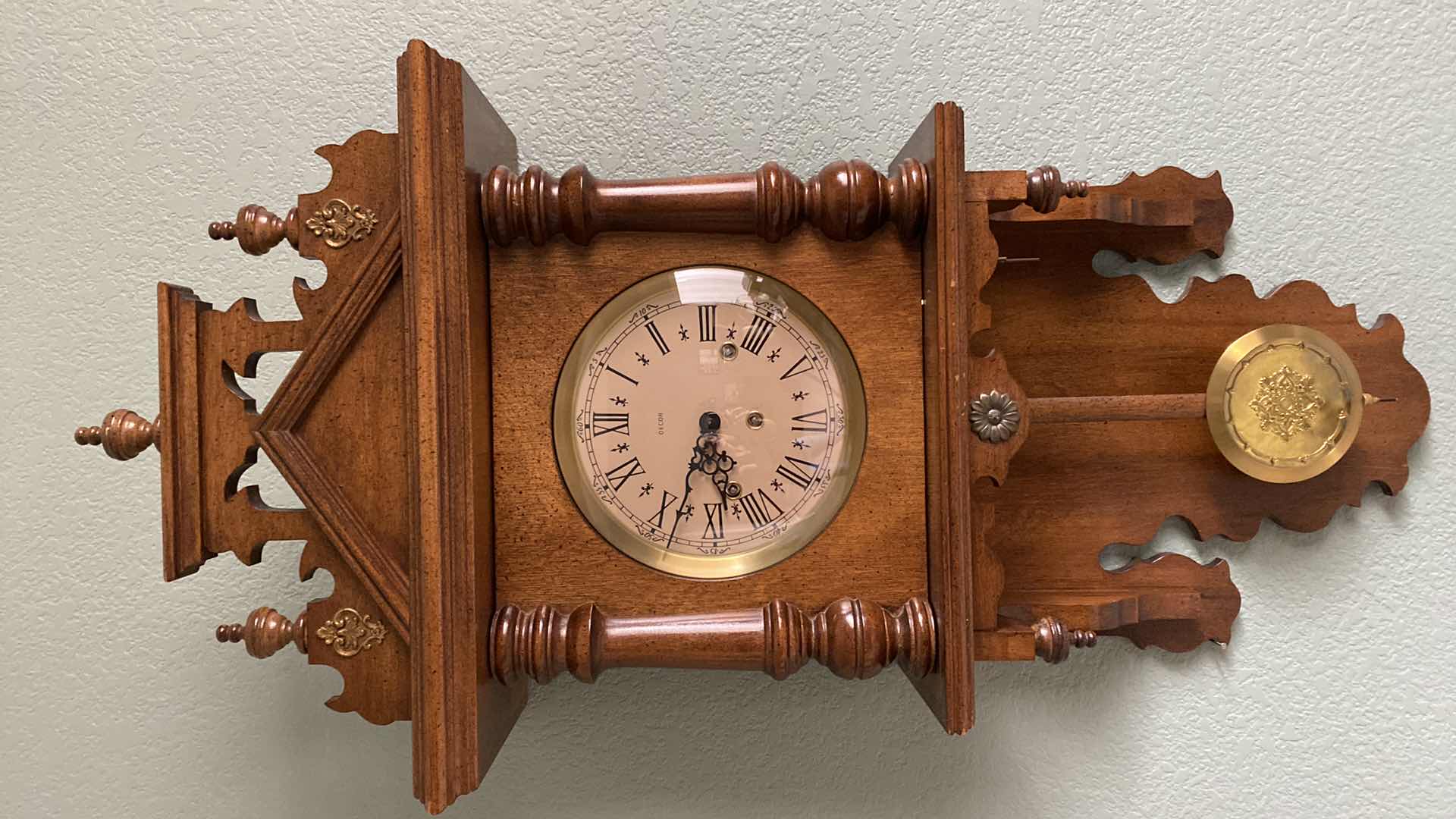 Photo 1 of DECOR PENDULUM WALL CLOCK 18” x 36”