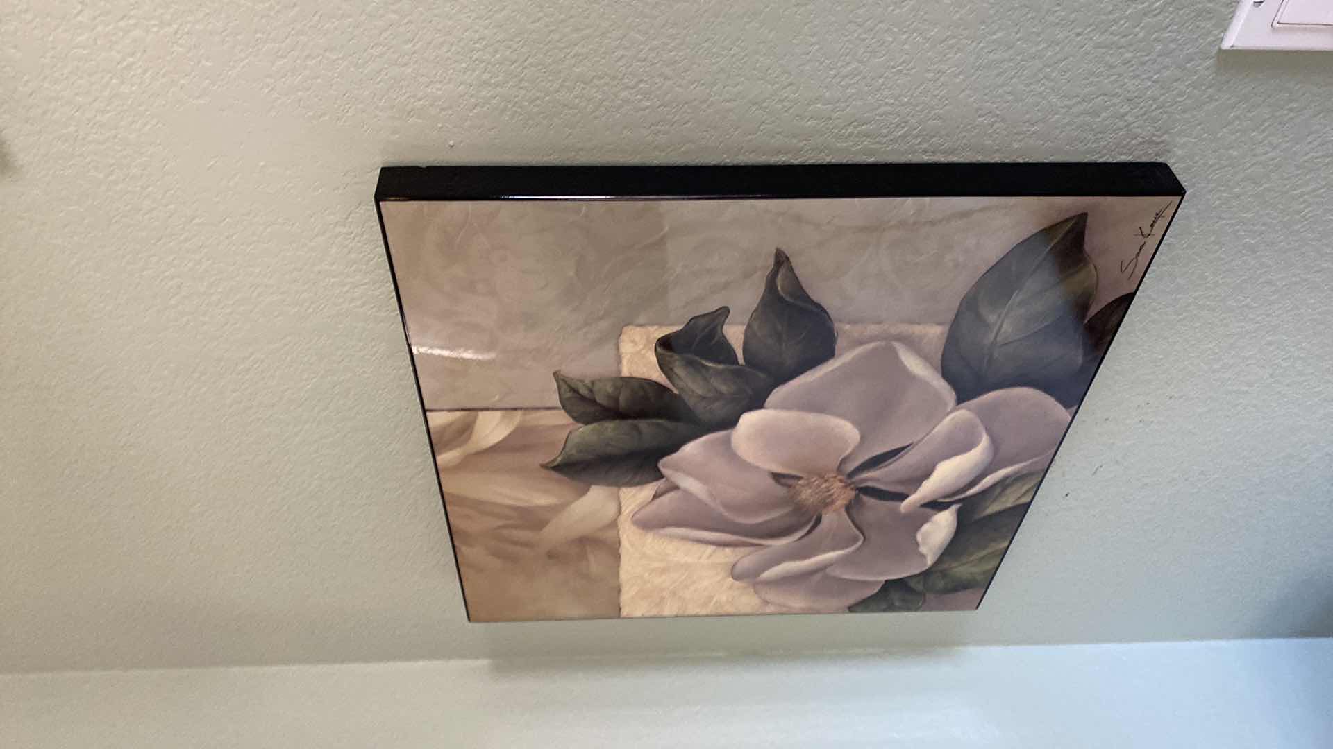 Photo 1 of MAGNOLIA FLORAL ARTWORK 22 1/2” x 22 1/2”