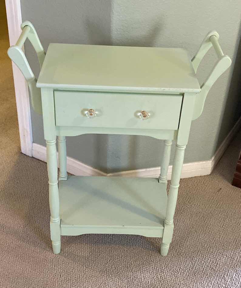 Photo 1 of 1 DRAWER TABLE 21“ x 10” H 28”