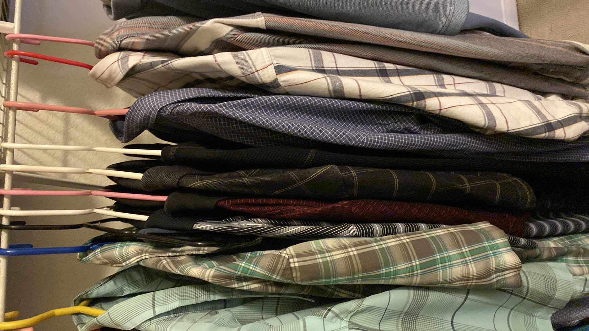 Photo 1 of MENS ASSORTED SHIRTS SIZE 2XL AND 3XL