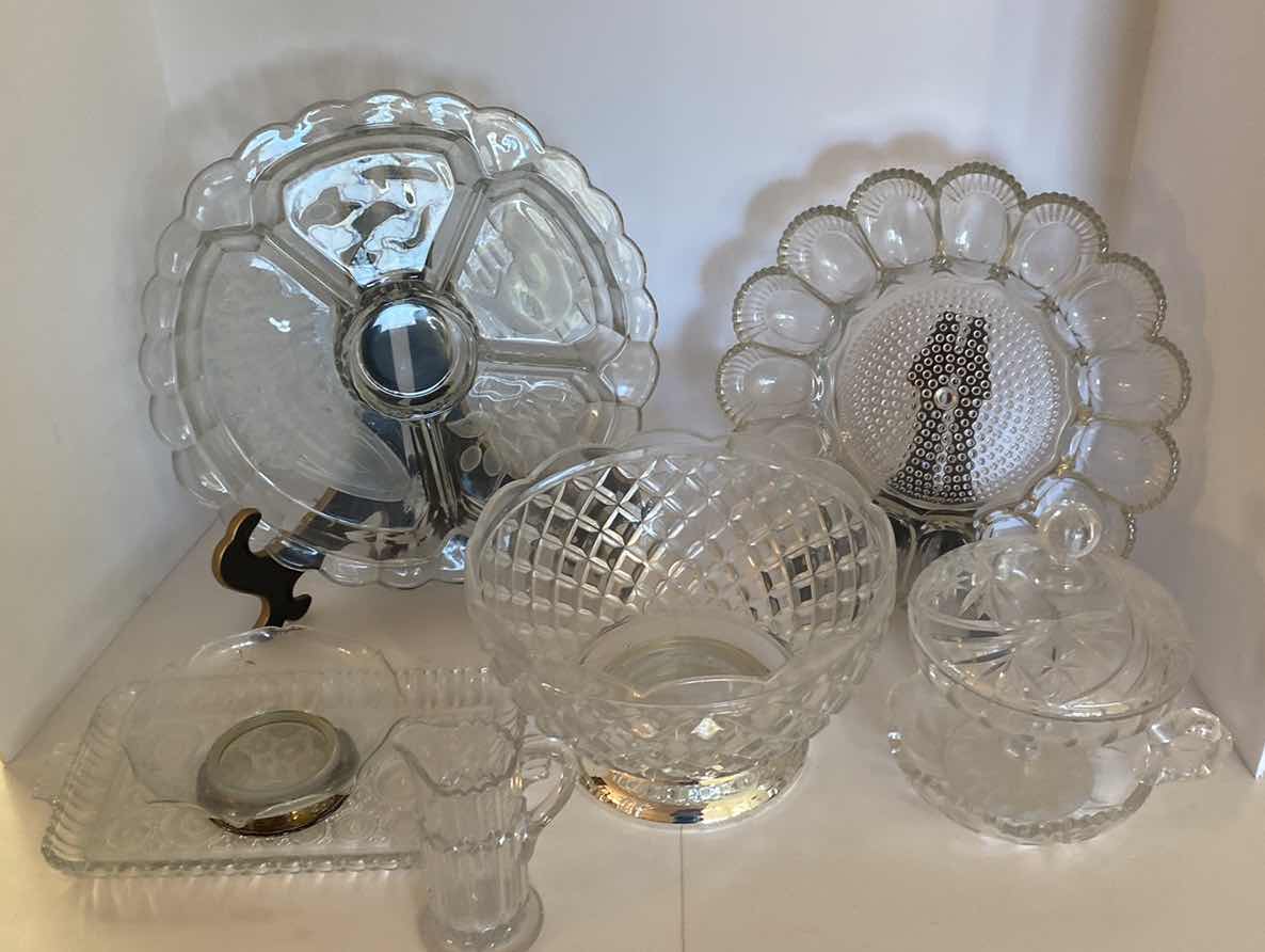 Photo 1 of GLASS SERVEWARE