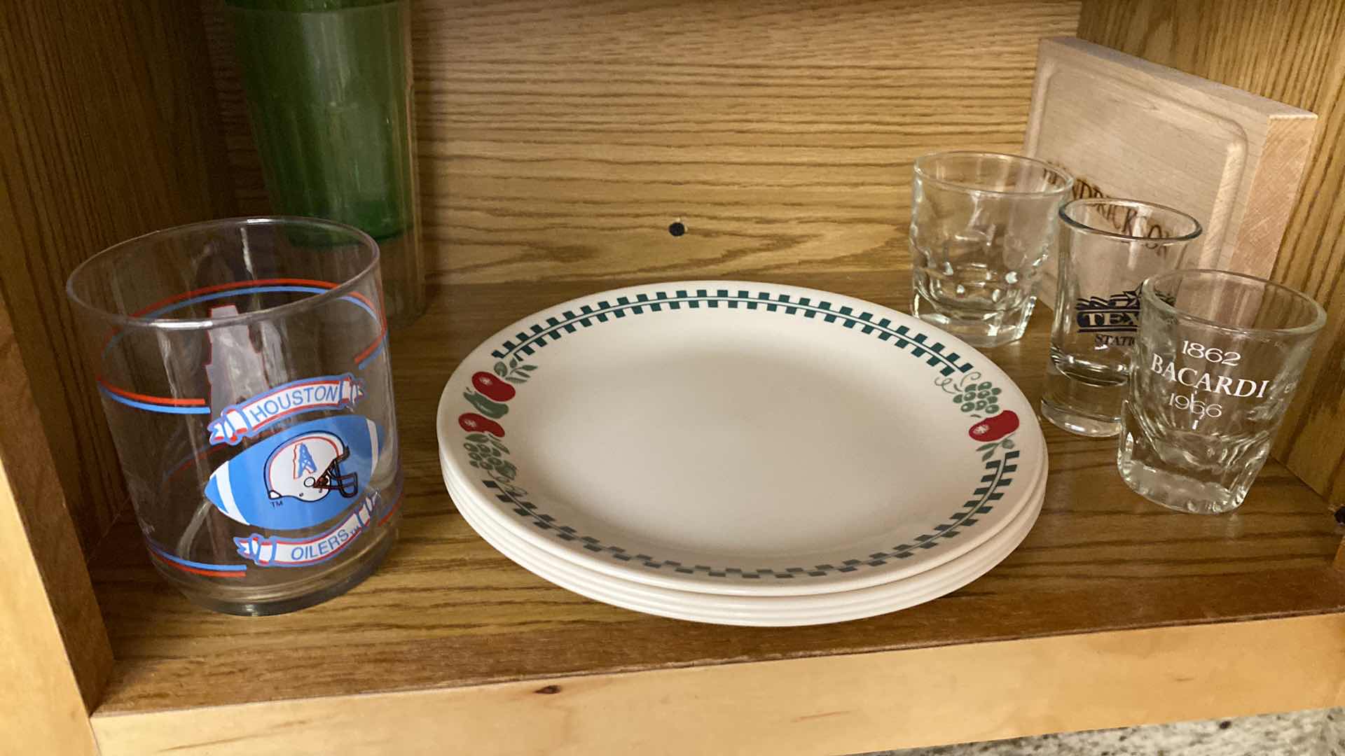 Photo 2 of CONTENTS OF KITCHEN CABINET CORELLE DISHES , GLASSWARE AND INSULATED CUPS