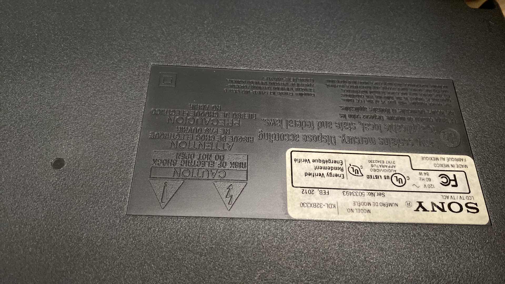 Photo 1 of SONY BRAVIA TV 31” SCREEN WITH REMOTE AND ROLLING TV STAND 
25“ x 16“ H 21 1/2 “