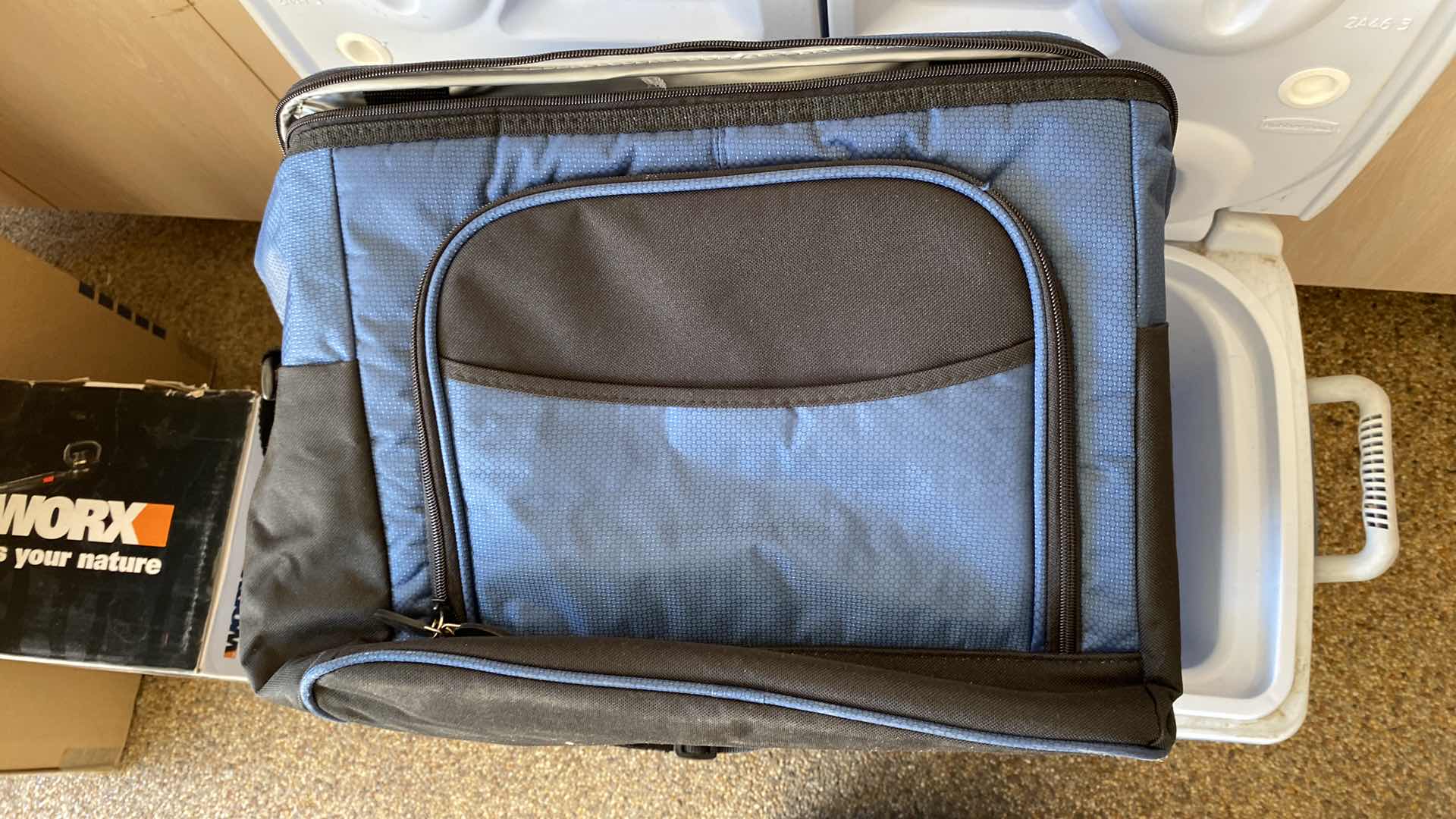 Photo 4 of PAIR OF ICE CHESTS