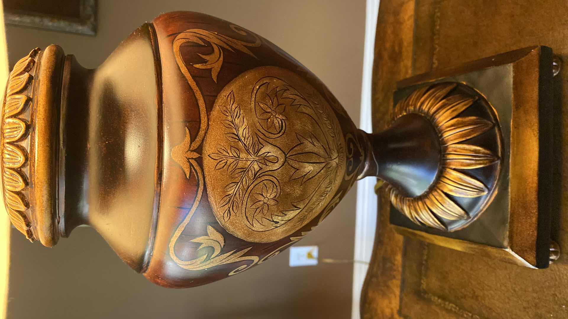 Photo 1 of TABLE LAMP H 29”