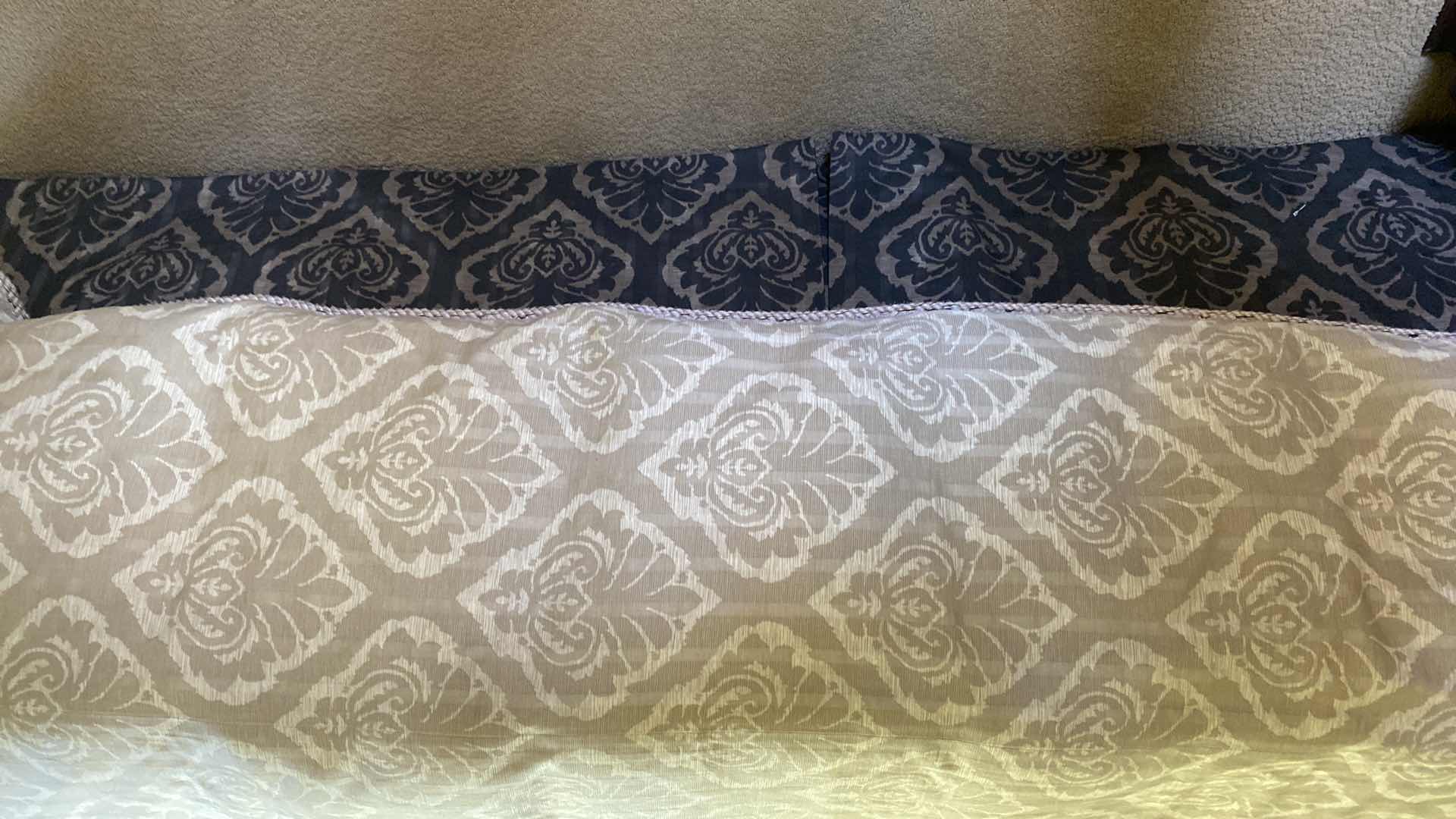 Photo 1 of LUXURY EDITIONS QUEEN BEDDING WITH DOWN INSERT DUVET AND PILLOWS