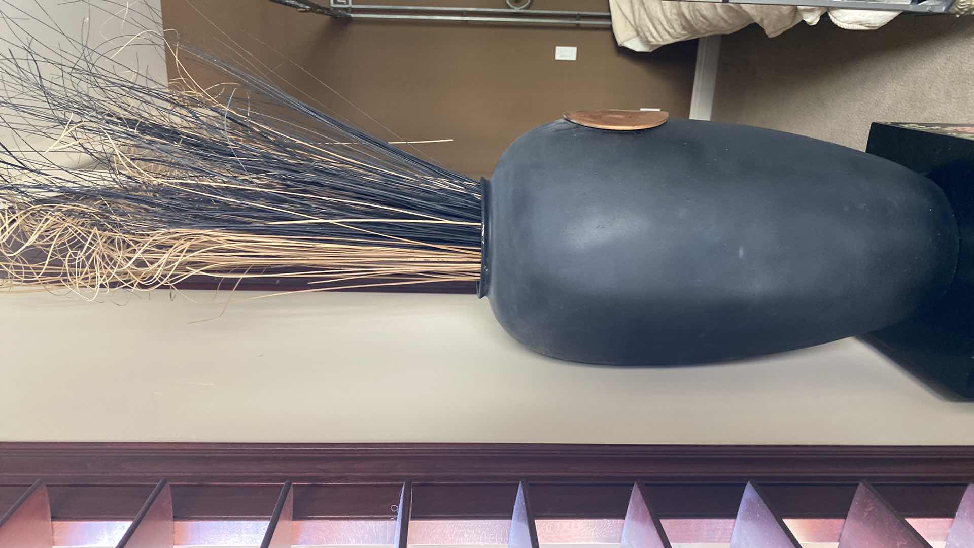 Photo 4 of BLACK ASIAN INSPIRED VASE H 24” NOT INCLUDING FLORALS