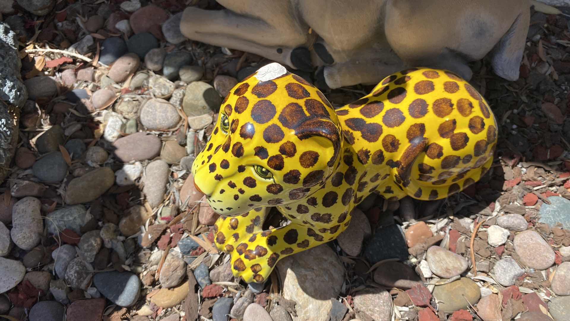 Photo 1 of ASSORTED YARD ART TALLEST H 25”