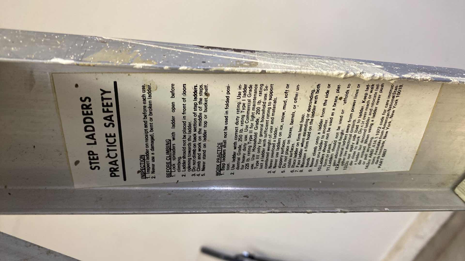 Photo 1 of 6’ LADDER