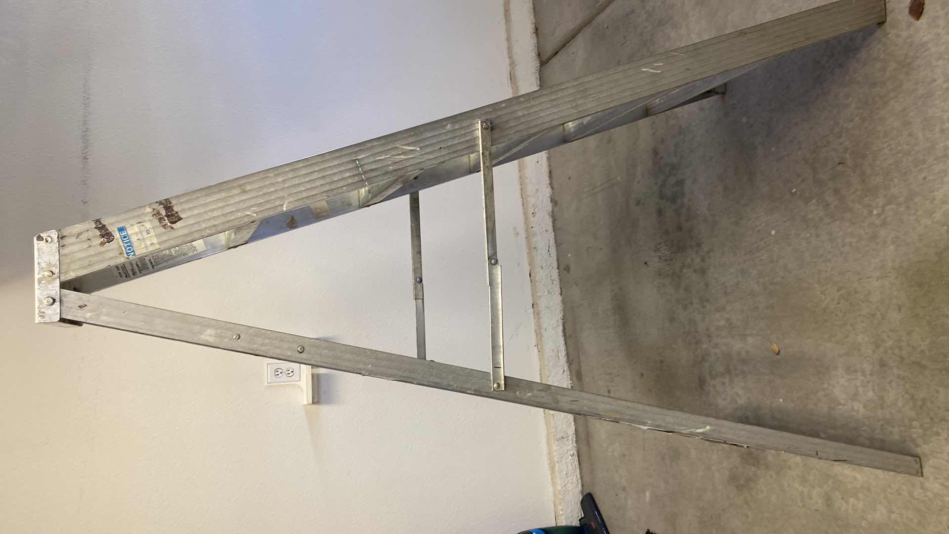 Photo 1 of 6’ LADDER