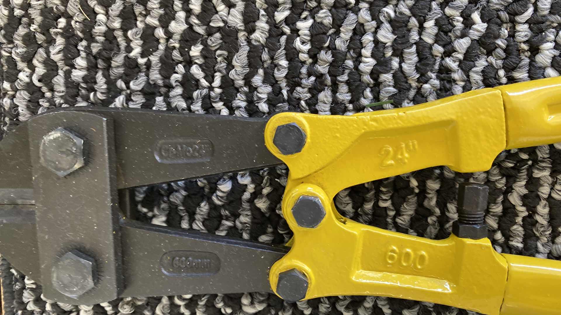 Photo 1 of BOLT CUTTERS